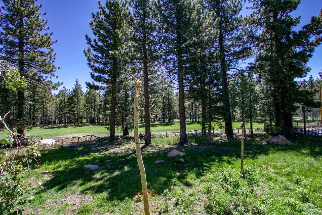 Mammoth Green 118 Located On Sierra Star Golf Course, Private Patio, Summer Pool Condo Mammoth Lakes Kültér fotó