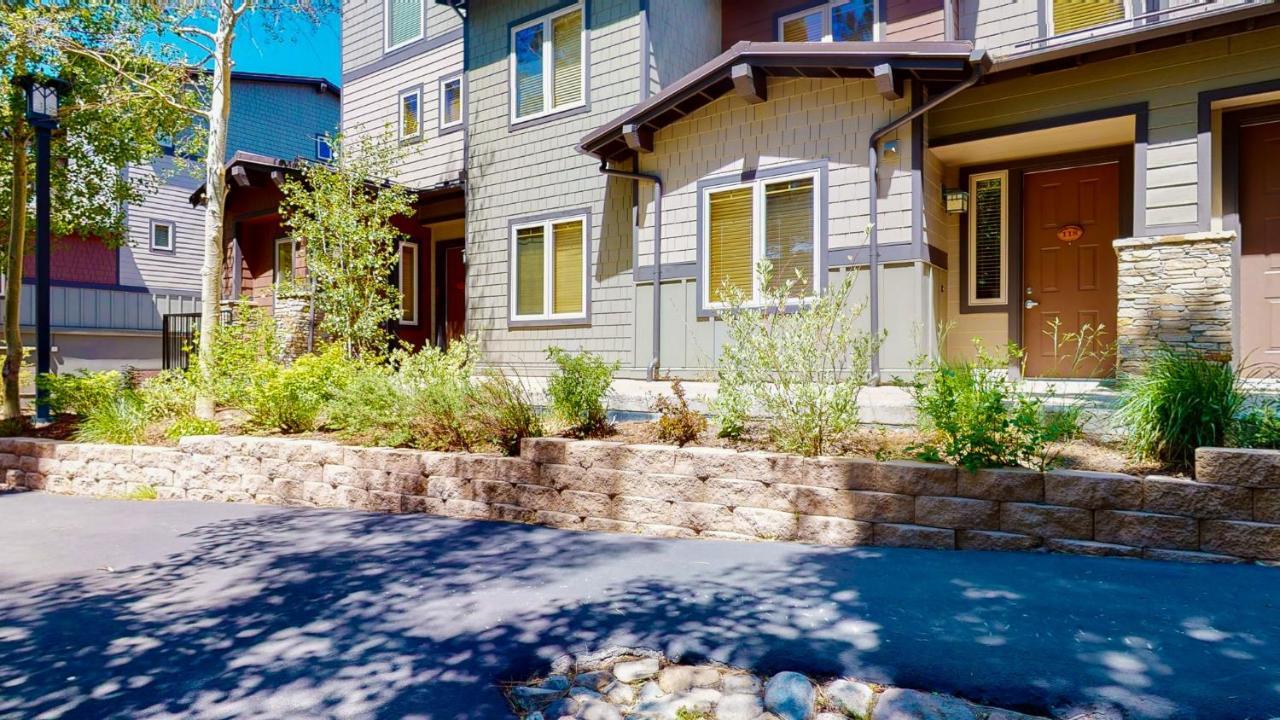 Mammoth Green 118 Located On Sierra Star Golf Course, Private Patio, Summer Pool Condo Mammoth Lakes Kültér fotó
