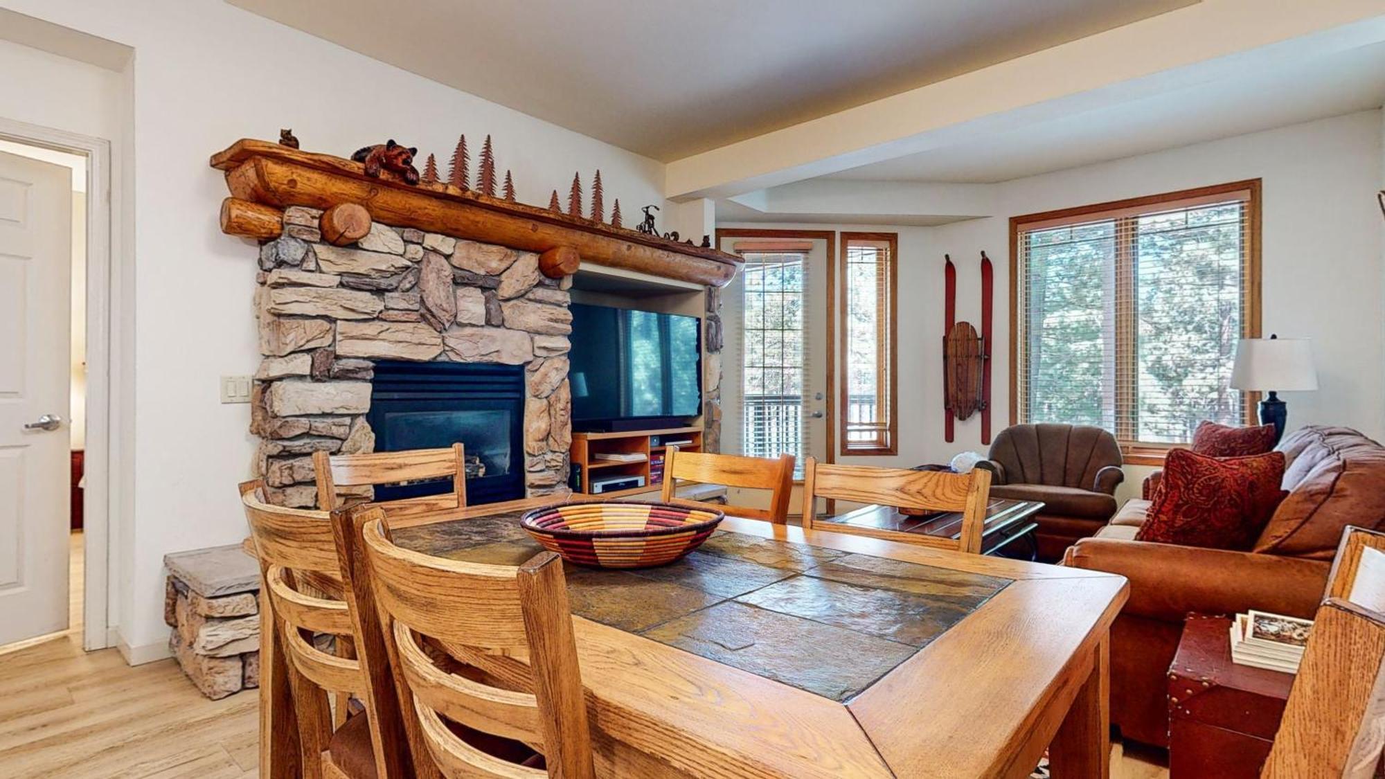Mammoth Green 118 Located On Sierra Star Golf Course, Private Patio, Summer Pool Condo Mammoth Lakes Kültér fotó