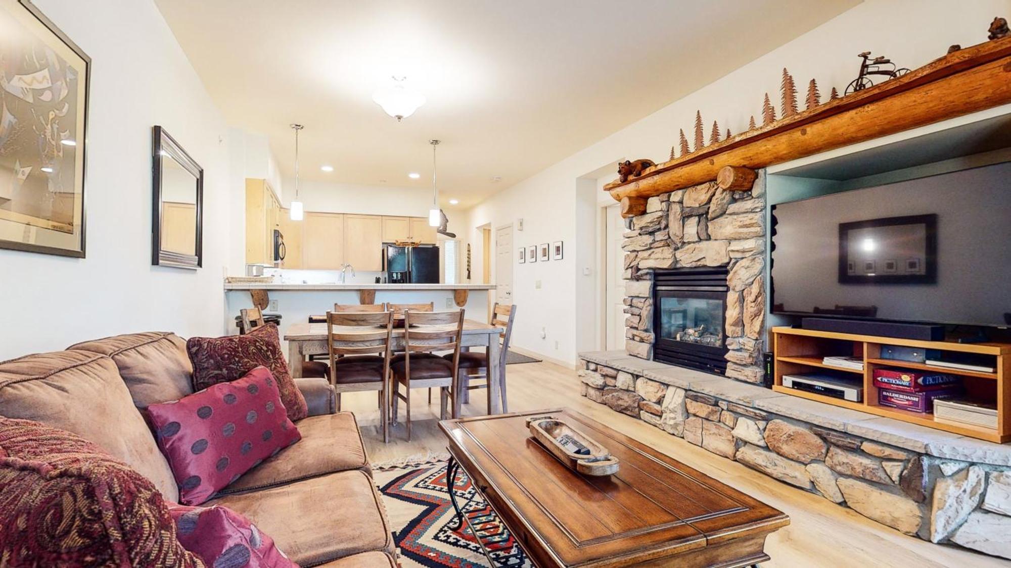 Mammoth Green 118 Located On Sierra Star Golf Course, Private Patio, Summer Pool Condo Mammoth Lakes Kültér fotó
